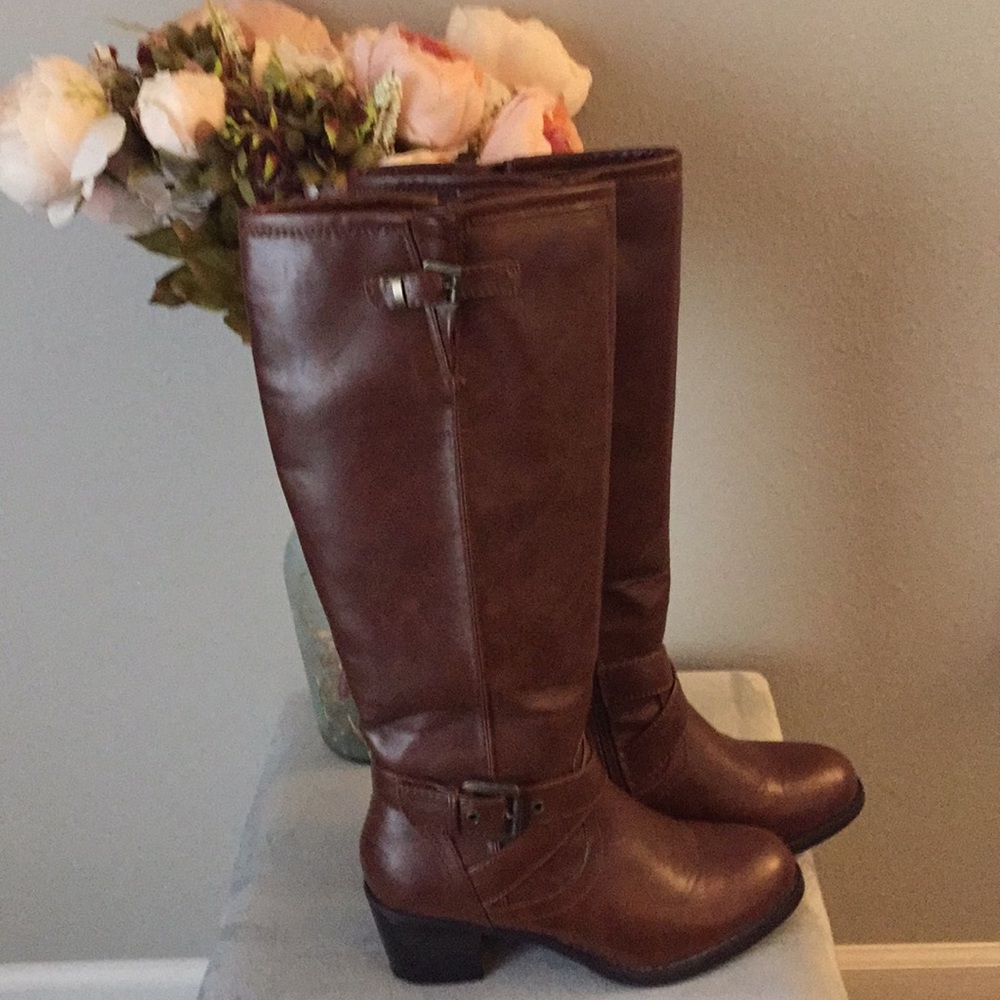 Knee High Boots - Brown